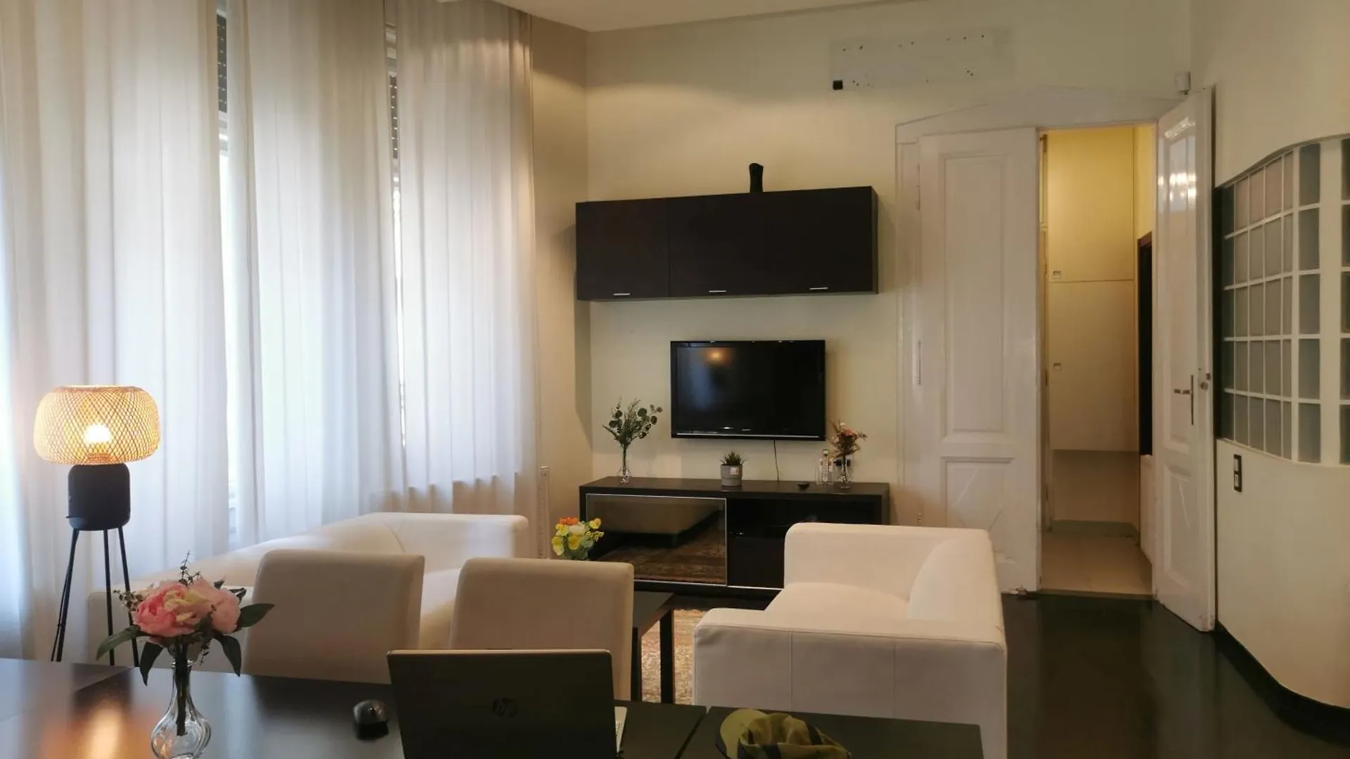 Yogiyo Budapest Apartment
